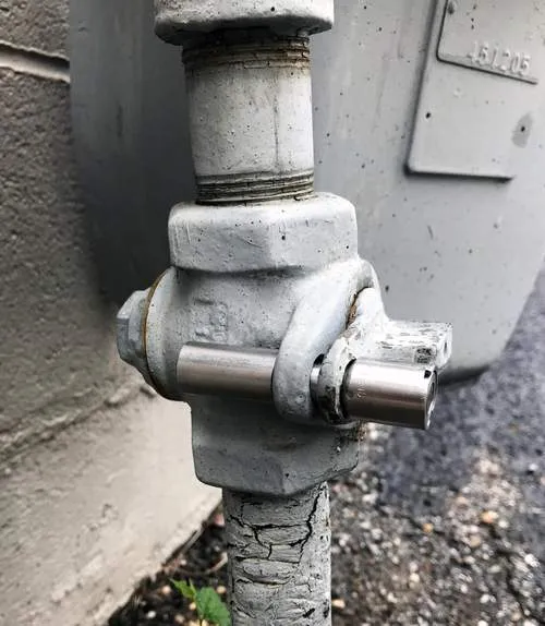 Barrel Locks and End Caps